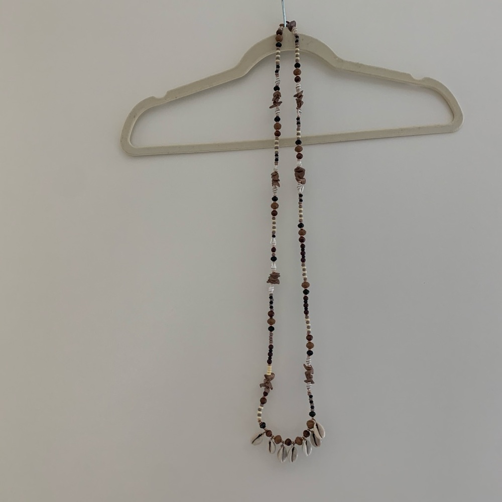Shell necklace